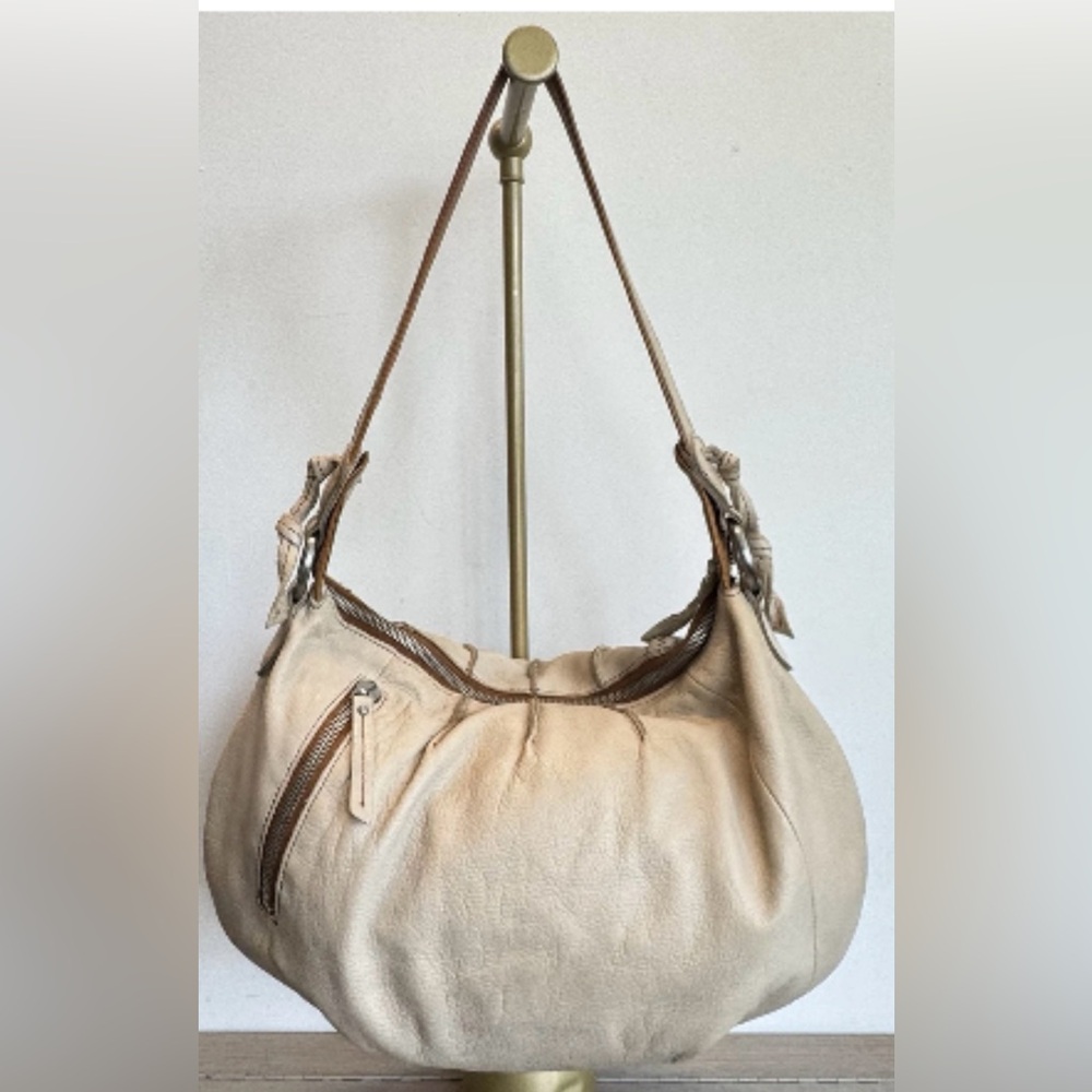 HOBO International Cassie Slouchy Dual Zipper Cream &Tan Leather Bag/Purse